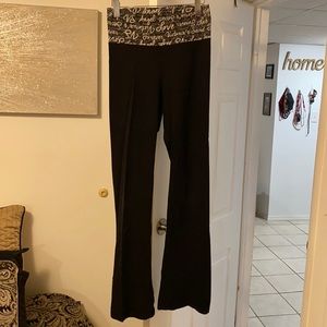 Victoria’s Secret yoga pants